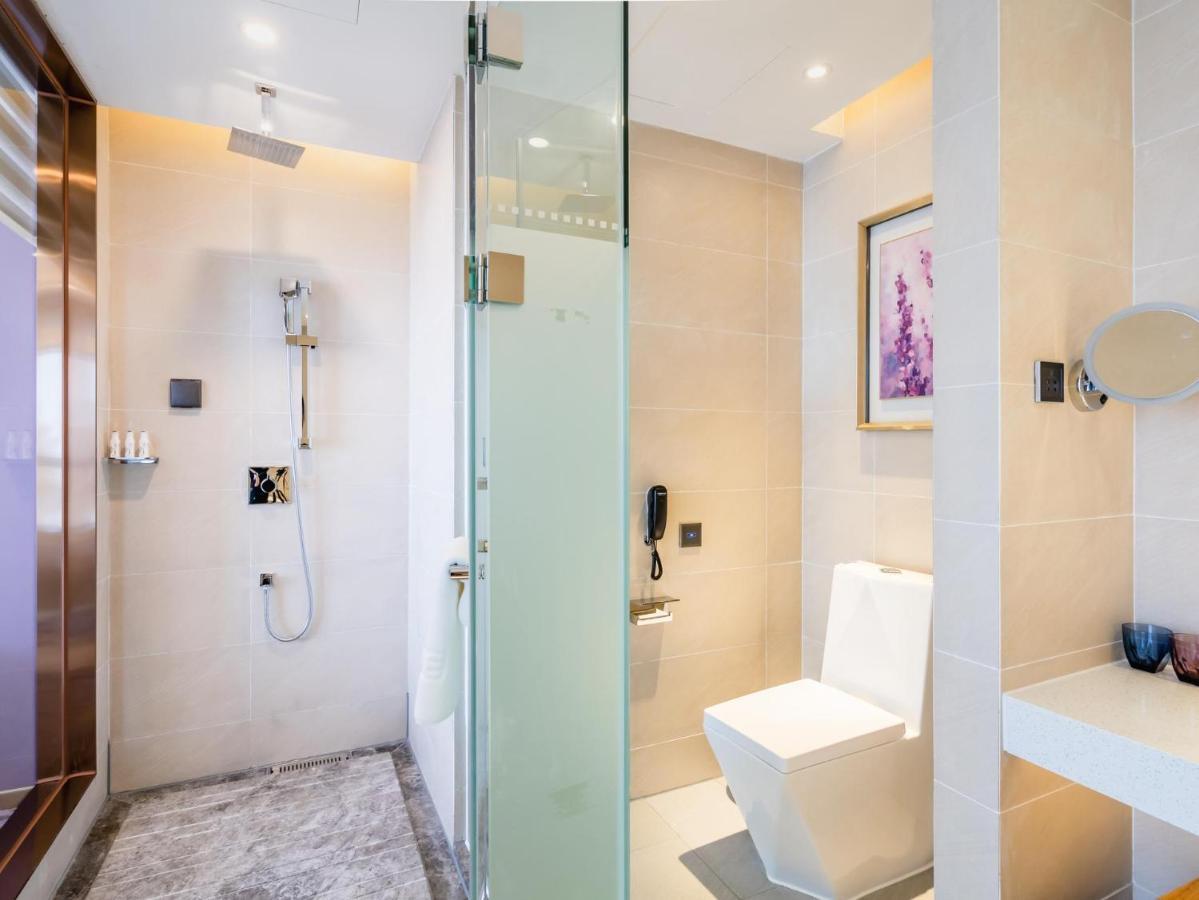 Lavande Hotel Luzhou Wanda Plaza Southwest Commercial City Екстериор снимка